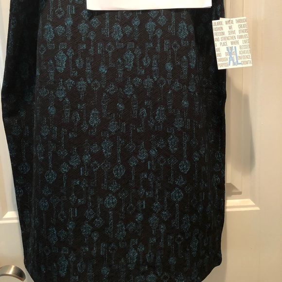 LuLaRoe Dresses & Skirts - Lularoe xl Cassie